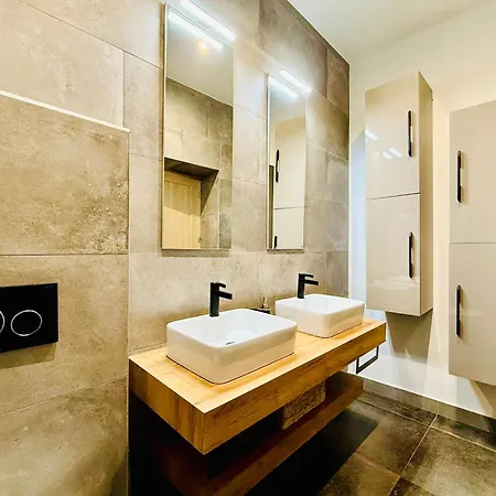 Apartment Superbe - Centre -proche Palais Des Festivals Et Plages